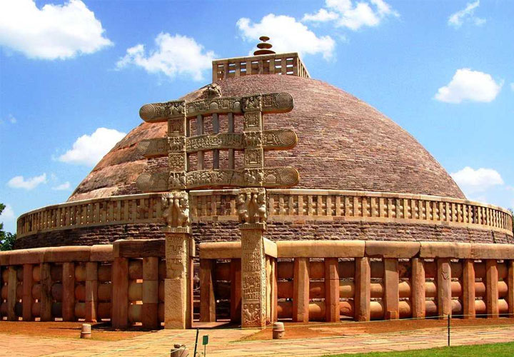 പൈതൃക സൈറ്റുകള്‍ക്കോ കെട്ടിടങ്ങള്‍ക്കോ സമീപത്തുള്ള പഴയ 'പ്രോജക്ടുകള്‍' തുടരാന്‍ അനുവദിക്കണമെന്ന് സംസ്ഥാനങ്ങള്‍; കേന്ദ്ര സര്‍ക്കാരിന് കത്തയച്ച് യുപി ബിഹാര്‍ തമിഴ്‌നാട് സര്‍ക്കാരുകള്‍